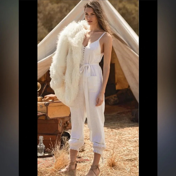 Spell & the Gypsy Milla Strappy Jumpsuit Womens S Off White Linen Jumper - Picture 2 of 8